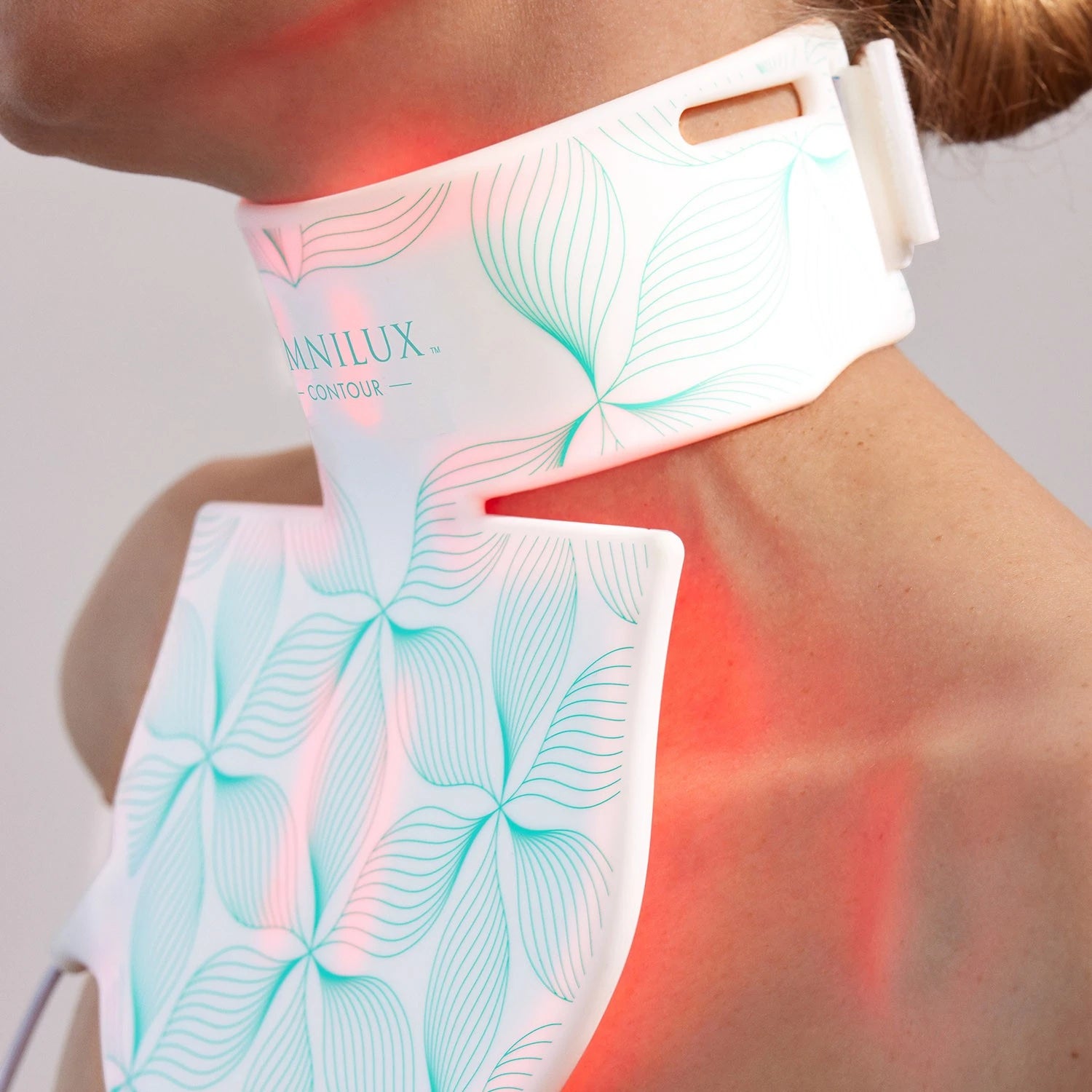 Omnilux Contour Neck & Décolleté